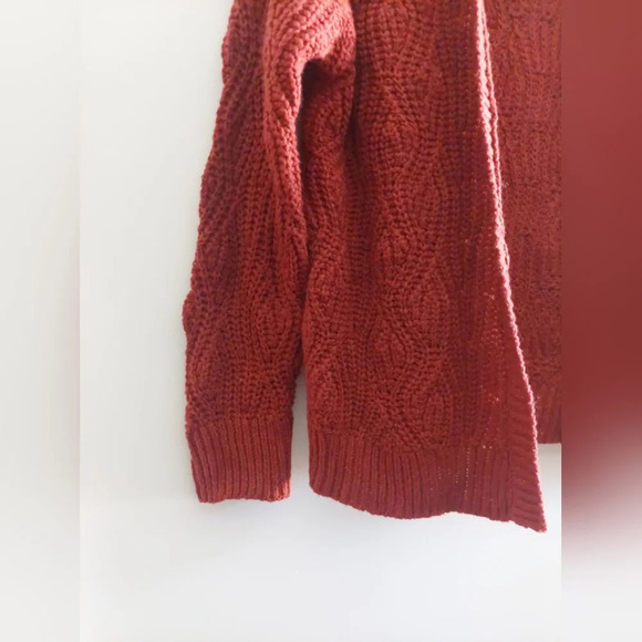 Universal Thread Women's chunky Cable knit open cardigan Rust Red New - Picture 4 of 7